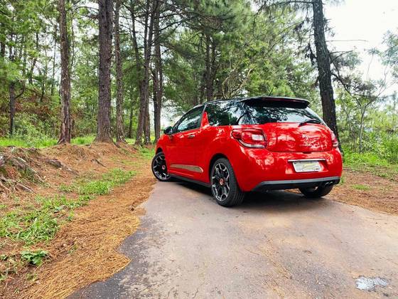 CITROËN DS3 1.6 THP GASOLINA MANUAL CITROËN DS3 1.6 THP GASOLINA MANUAL
